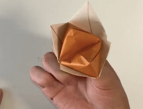 折り紙のきつねの簡単な折り方 顔がパクパク動くおしゃべりキツネ たのしい折り紙