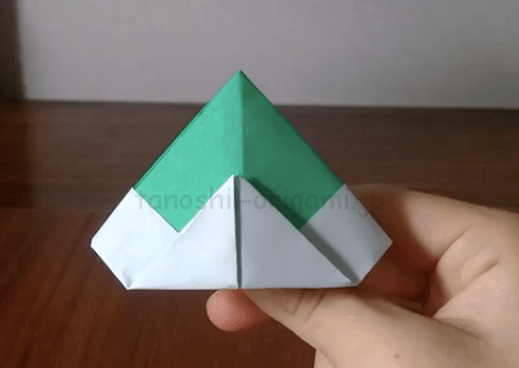 折り紙の兜の作り方