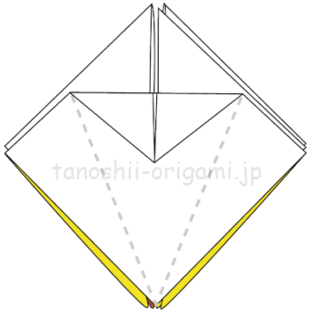 18-2上の部分を三角に折る。